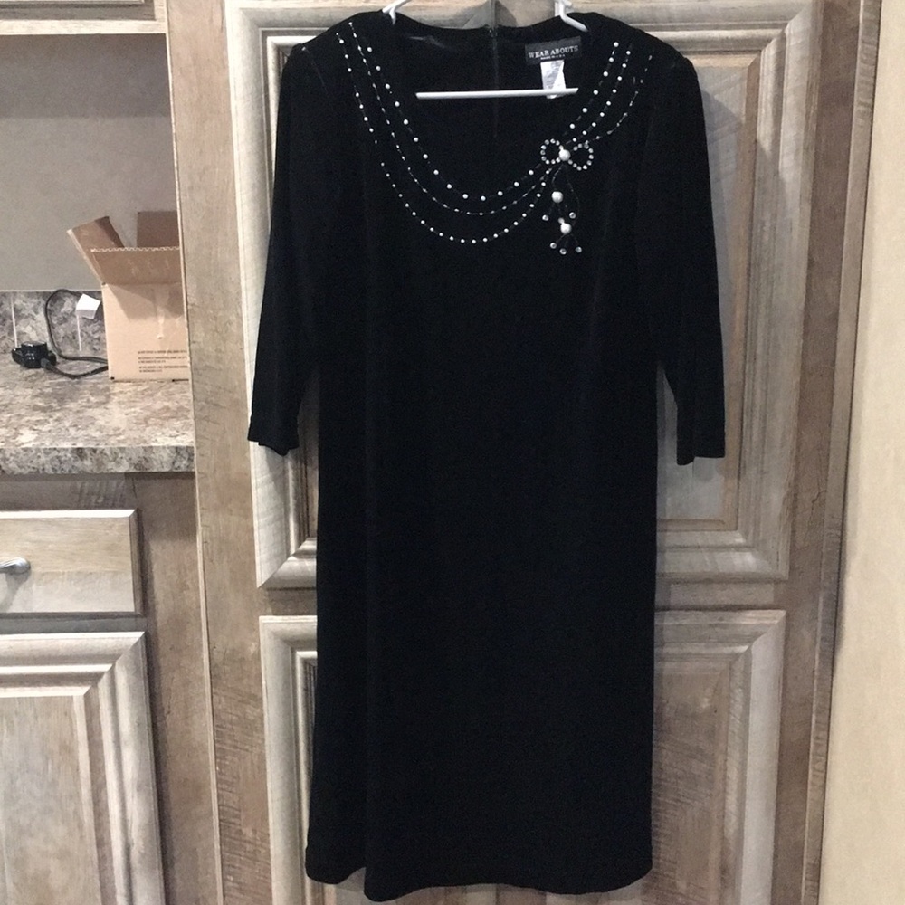 Black Color Women’s Size 10 Petite Polyester Dress - Picture 1 of 8